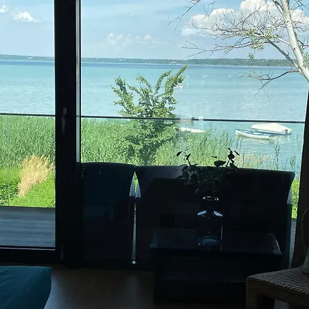 Amp - Apartment *
