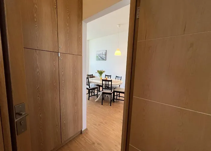 Apartament Amp - *