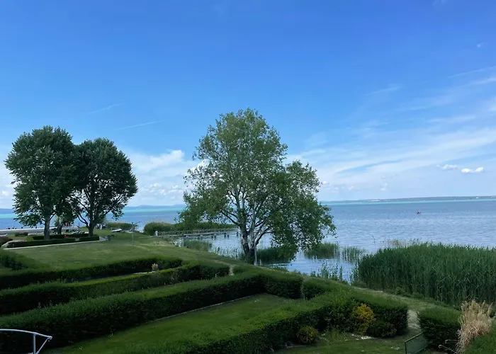 Amp - Apartament Siófok